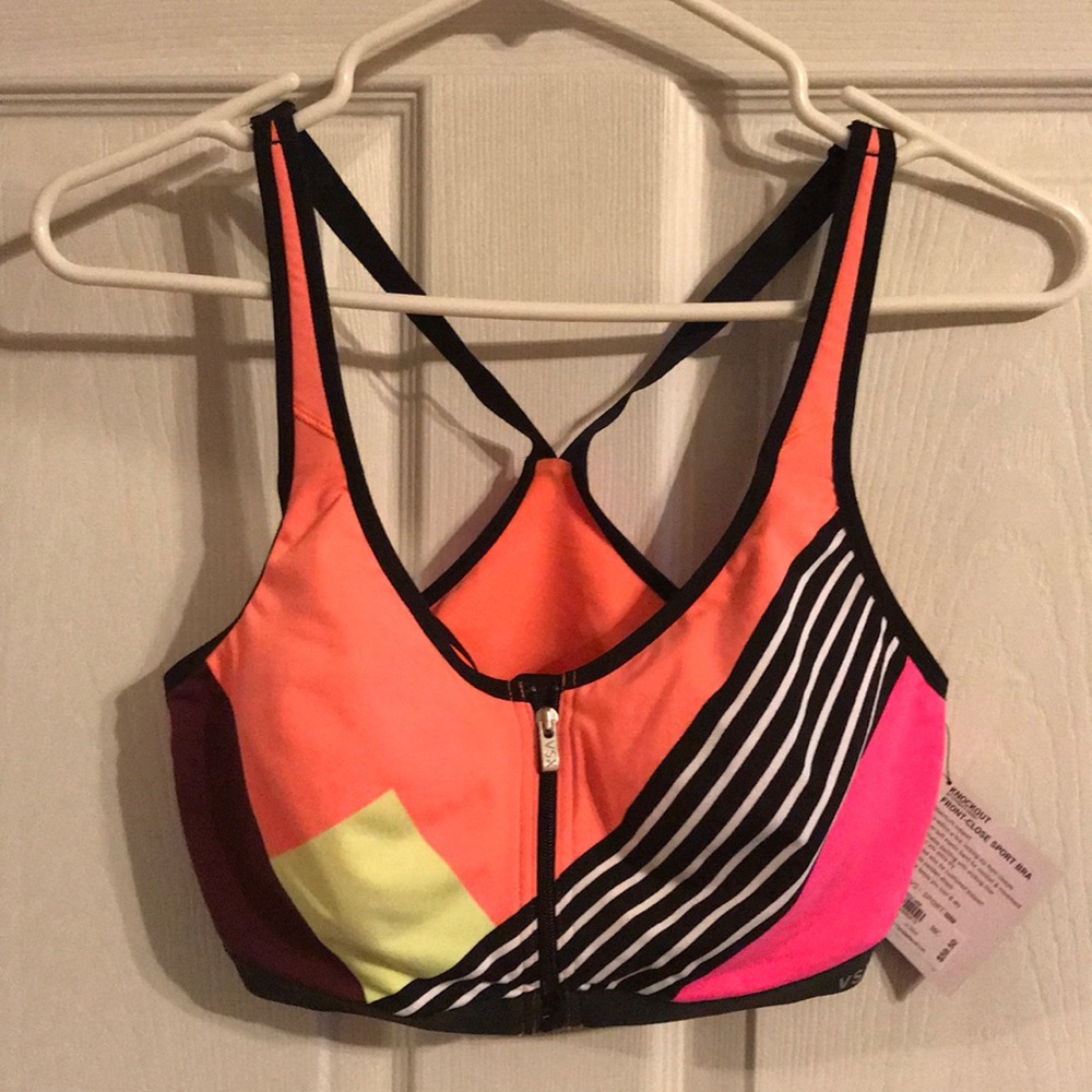 VS Knockout Sports Bra